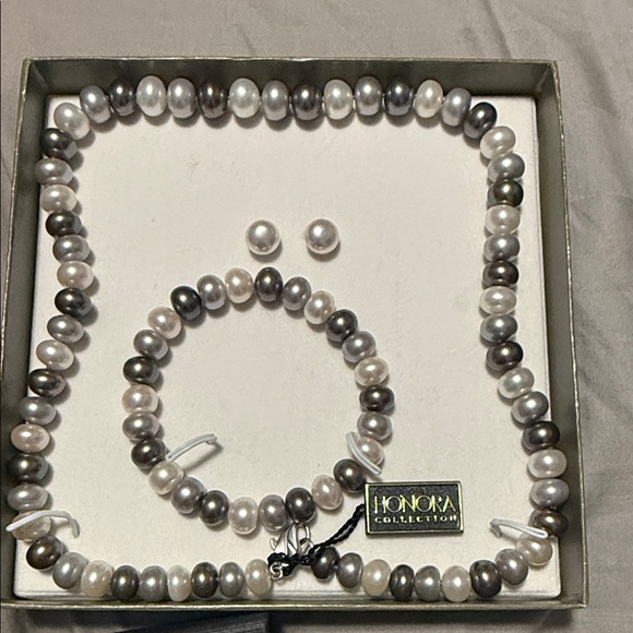 Honora Black and White Pearl Necklace Set